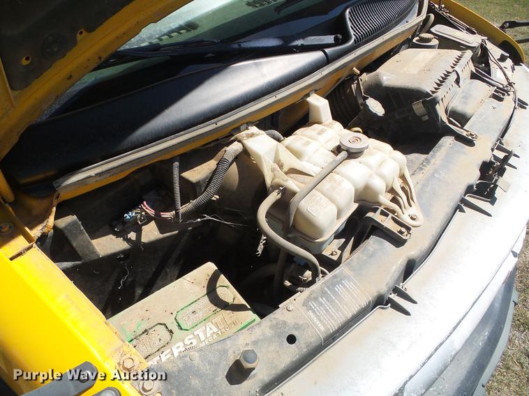 image for item DF2763 2001 Chevrolet Express G3500 Blue Bird school bus