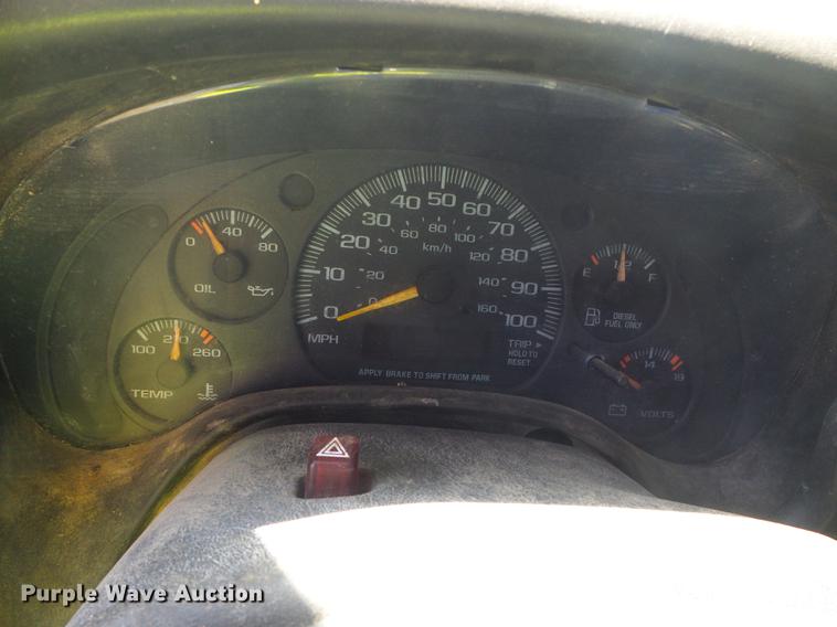 image for item DF2763 2001 Chevrolet Express G3500 Blue Bird school bus