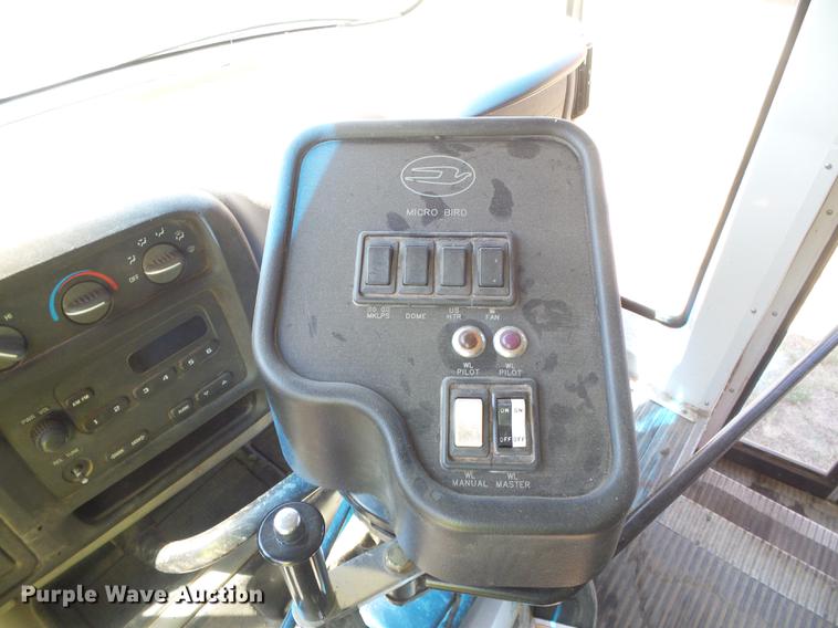 image for item DF2763 2001 Chevrolet Express G3500 Blue Bird school bus