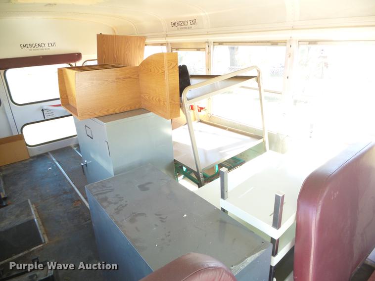 image for item DF2763 2001 Chevrolet Express G3500 Blue Bird school bus