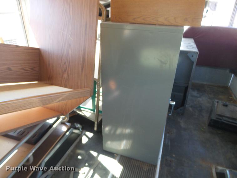 image for item DF2763 2001 Chevrolet Express G3500 Blue Bird school bus