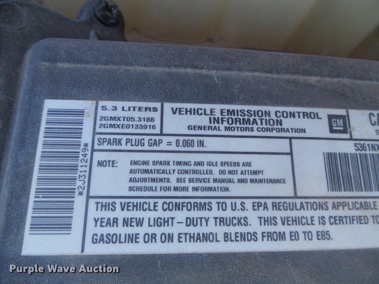 image for item DF2765 2002 Chevrolet Suburban 1500 LS SUV