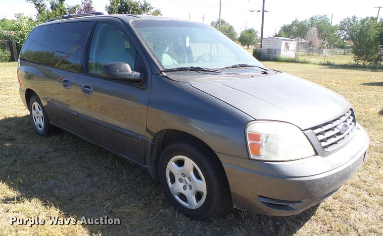 image for item DF2766 2005 Ford Freestar van