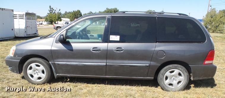 image for item DF2766 2005 Ford Freestar van