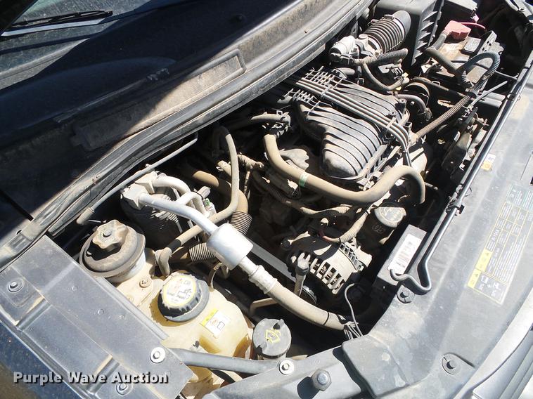 image for item DF2766 2005 Ford Freestar van