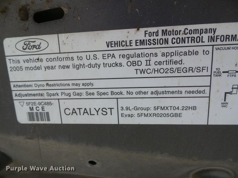 image for item DF2766 2005 Ford Freestar van