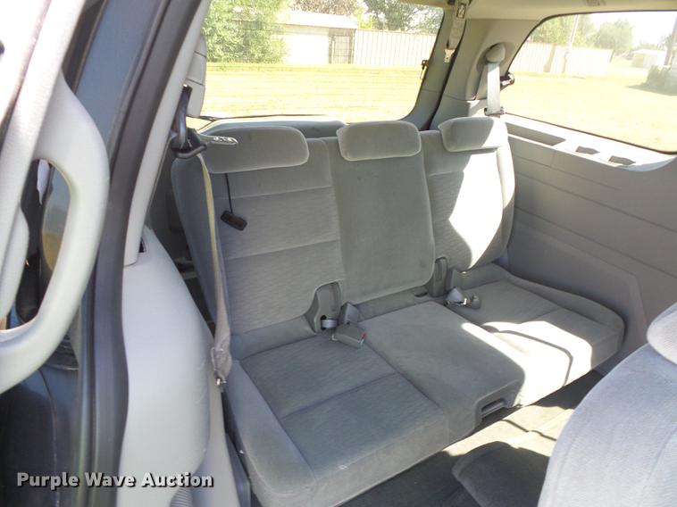 image for item DF2766 2005 Ford Freestar van