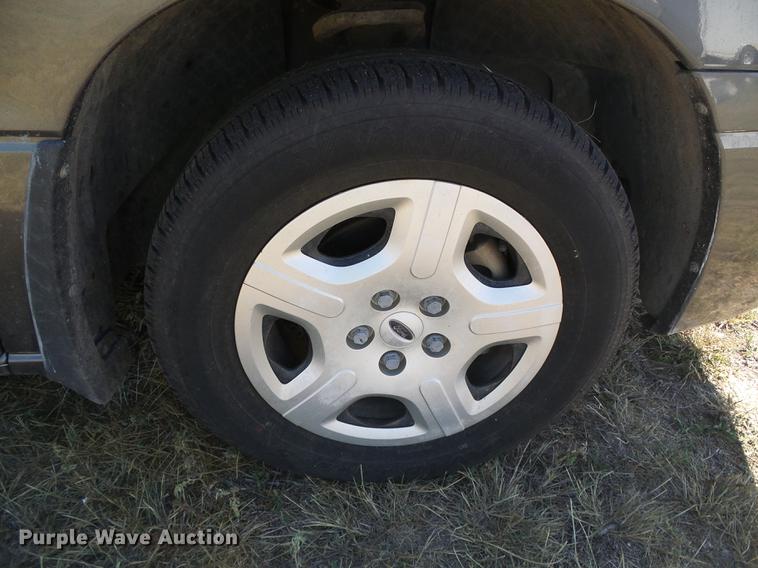 image for item DF2766 2005 Ford Freestar van