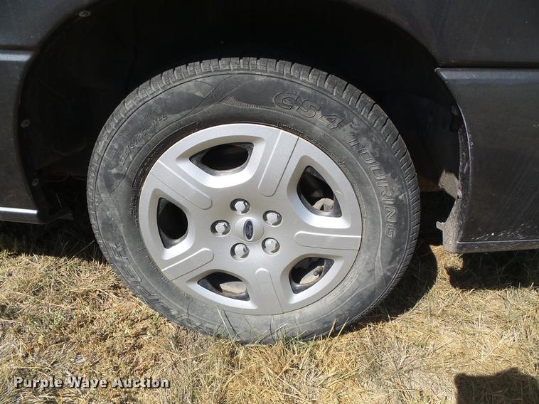 image for item DF2766 2005 Ford Freestar van