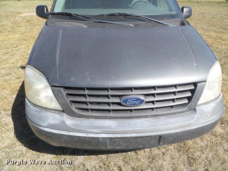 image for item DF2766 2005 Ford Freestar van