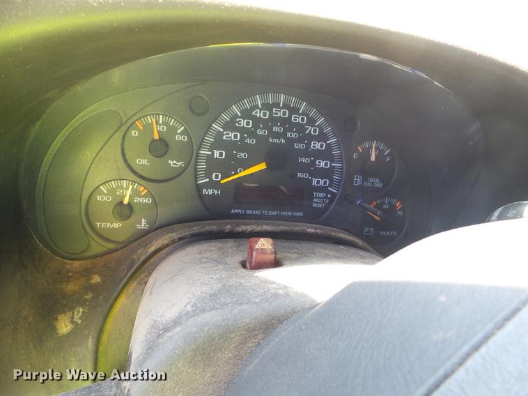 image for item DF2767 2001 Chevrolet Express 3500 Cargo school bus