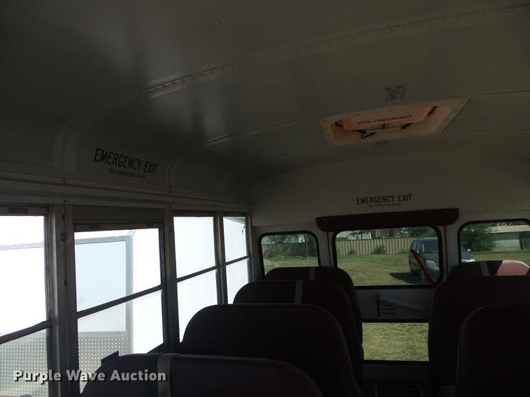 image for item DF2767 2001 Chevrolet Express 3500 Cargo school bus