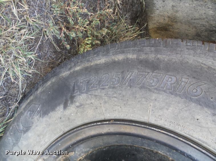 image for item DF2767 2001 Chevrolet Express 3500 Cargo school bus