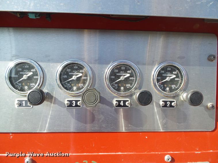 image for item DF2768 1980 Ford F700 fire truck