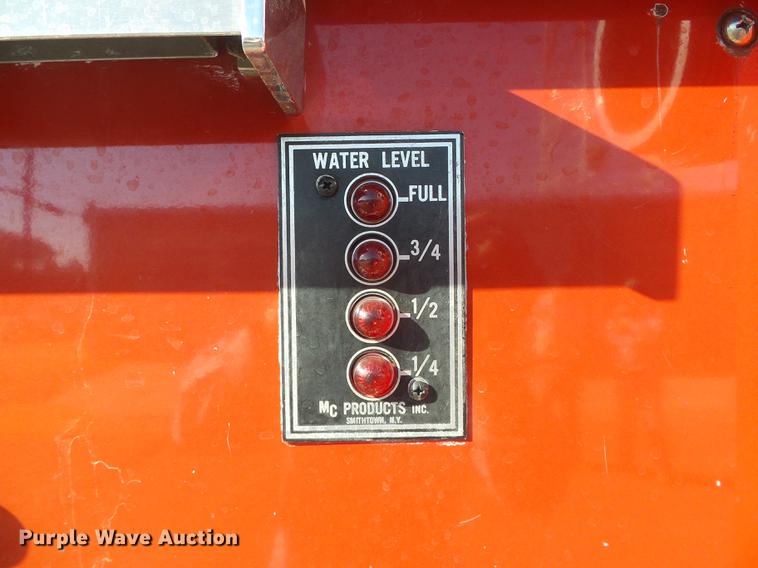 image for item DF2768 1980 Ford F700 fire truck