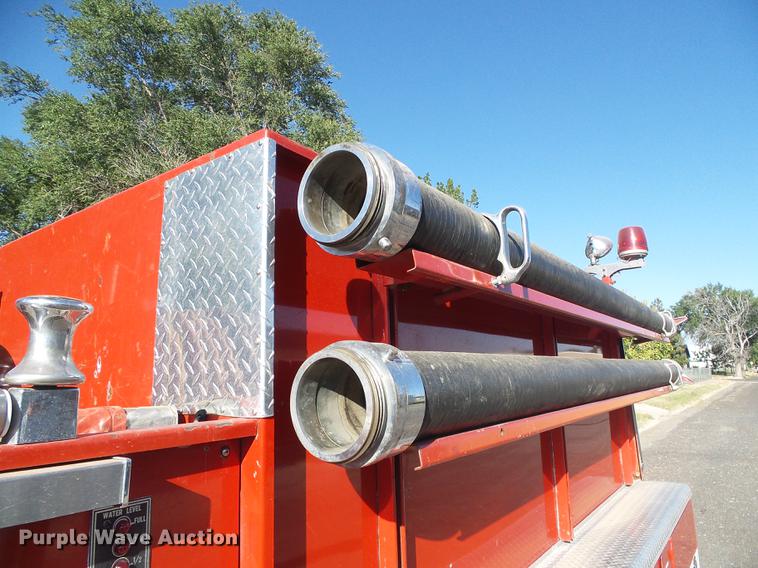 image for item DF2768 1980 Ford F700 fire truck