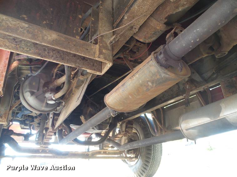 image for item DF2768 1980 Ford F700 fire truck