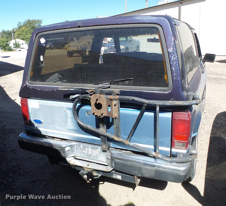 image for item DF2785 1989 Ford Bronco II XLT SUV