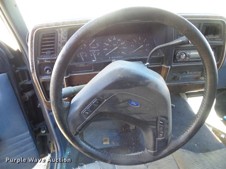 image for item DF2785 1989 Ford Bronco II XLT SUV