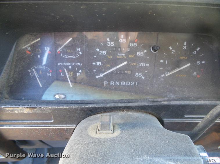 image for item DF2785 1989 Ford Bronco II XLT SUV