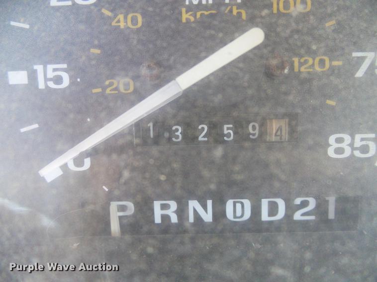 image for item DF2785 1989 Ford Bronco II XLT SUV