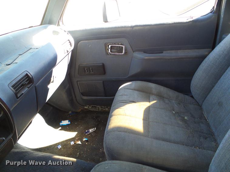 image for item DF2785 1989 Ford Bronco II XLT SUV