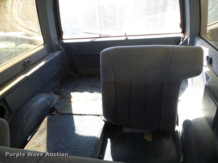 image for item DF2785 1989 Ford Bronco II XLT SUV