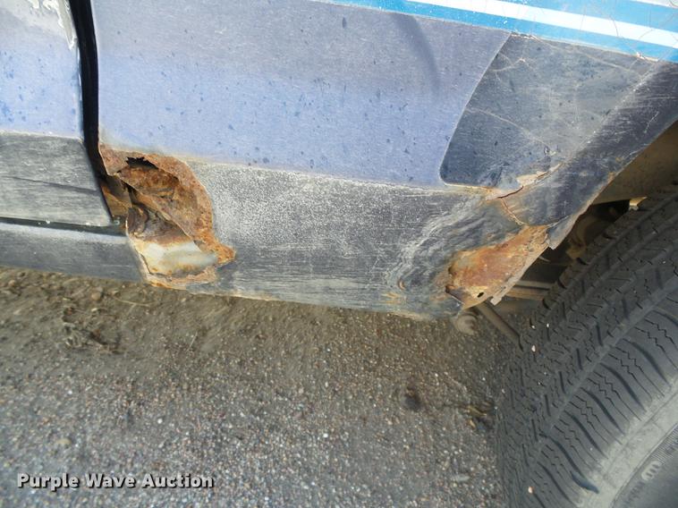 image for item DF2785 1989 Ford Bronco II XLT SUV