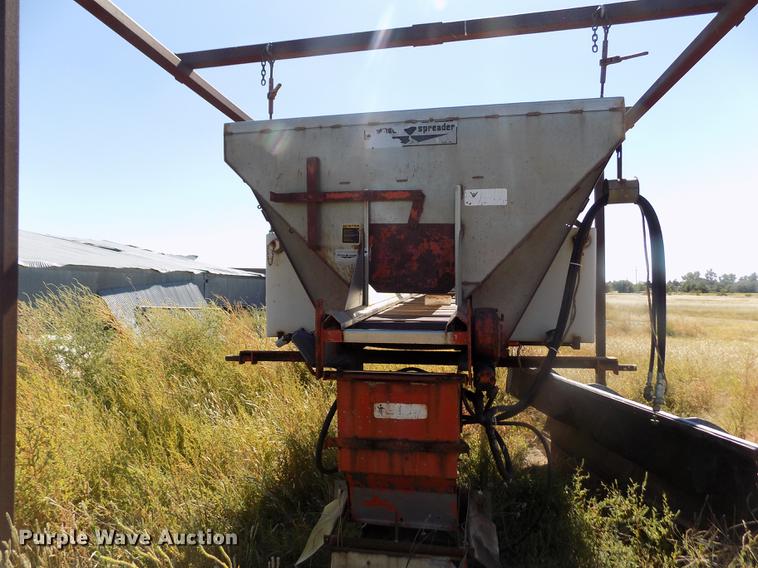 image for item DY9032 1991 International 4900 dump truck