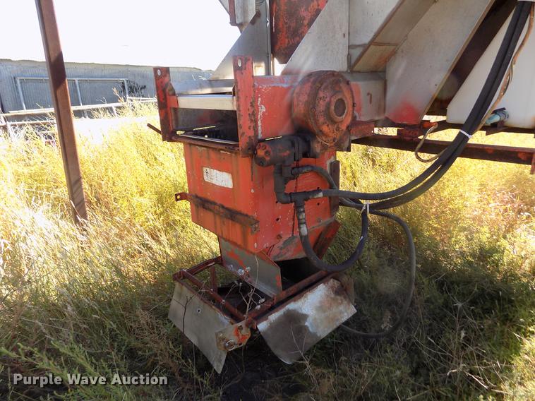 image for item DY9032 1991 International 4900 dump truck