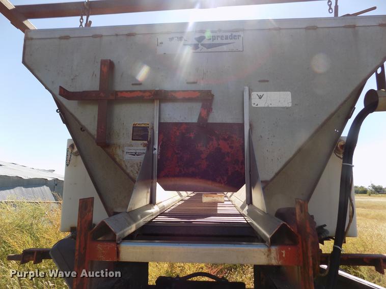 image for item DY9032 1991 International 4900 dump truck