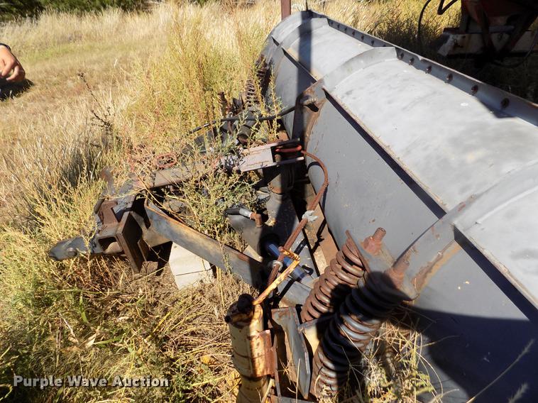 image for item DY9032 1991 International 4900 dump truck