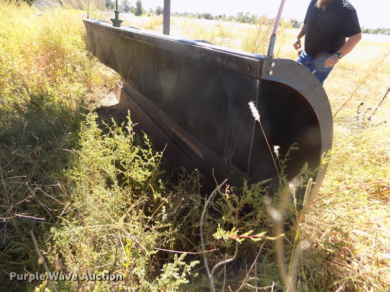 image for item DY9032 1991 International 4900 dump truck