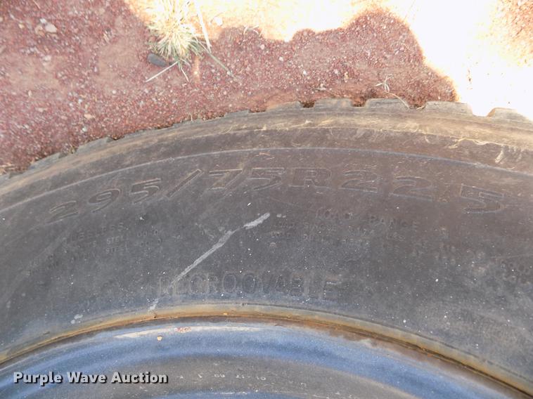 image for item DY9032 1991 International 4900 dump truck