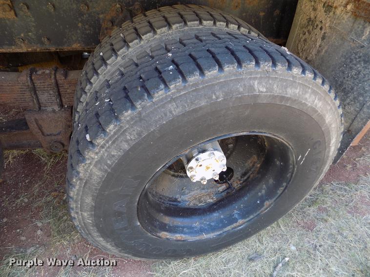 image for item DY9032 1991 International 4900 dump truck