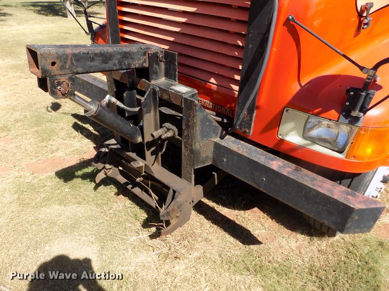 image for item DY9032 1991 International 4900 dump truck