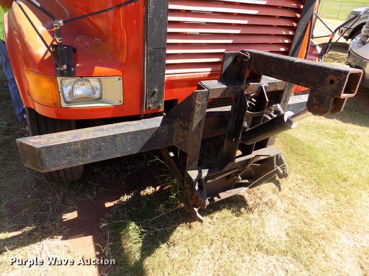 image for item DY9032 1991 International 4900 dump truck
