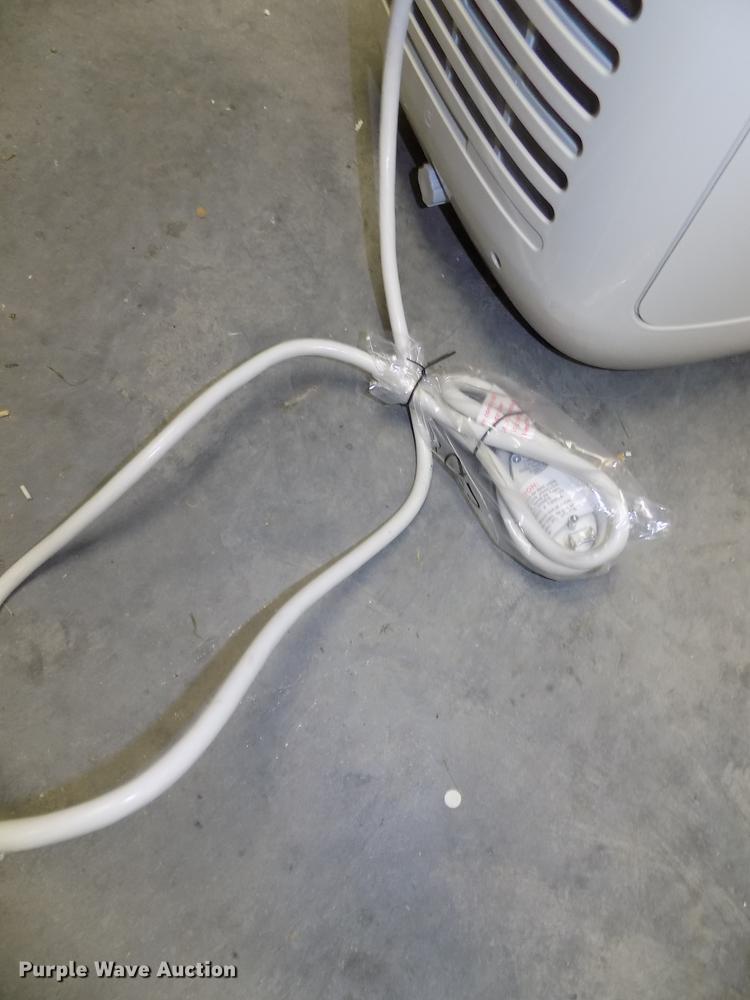 image for item DZ9572 New Air AC14100E AC unit