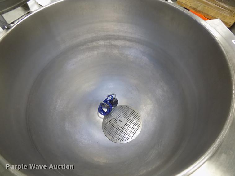 image for item DZ9573 2001 Groen AH-1E-40 steam kettle