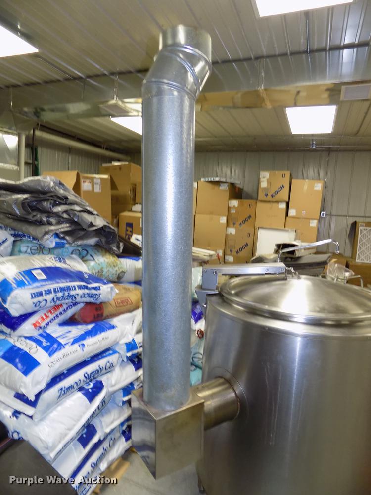 image for item DZ9573 2001 Groen AH-1E-40 steam kettle