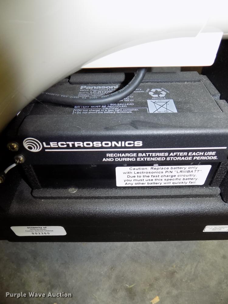 image for item DZ9574 Marching band drums and accessories