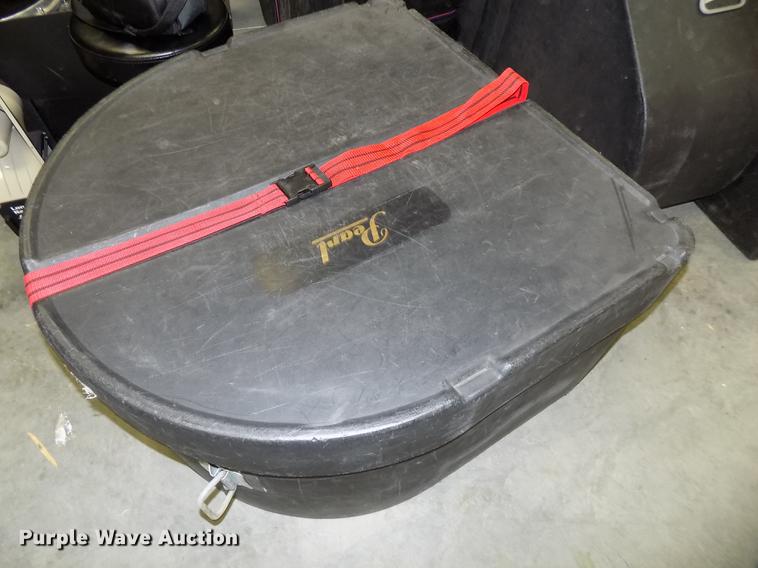 image for item DZ9574 Marching band drums and accessories