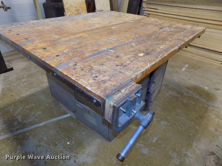 image for item DZ9577 (4) work benches