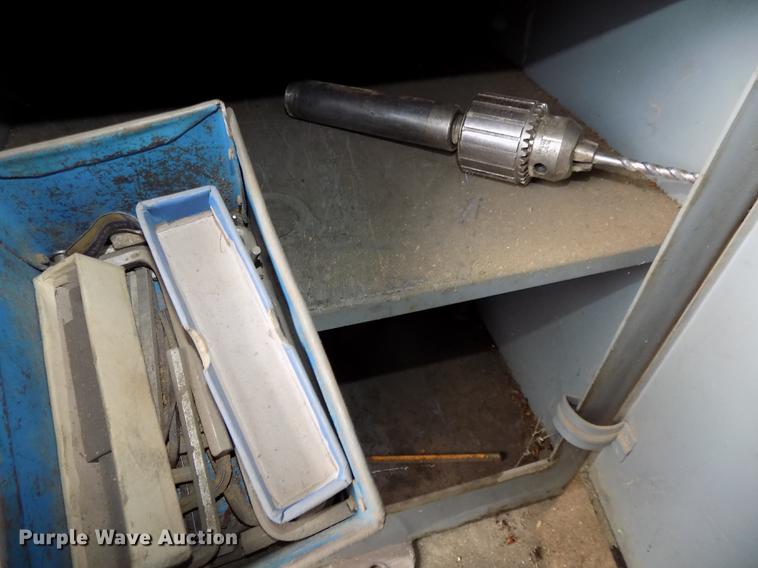 image for item DZ9581 Logan 1875 metal lathe