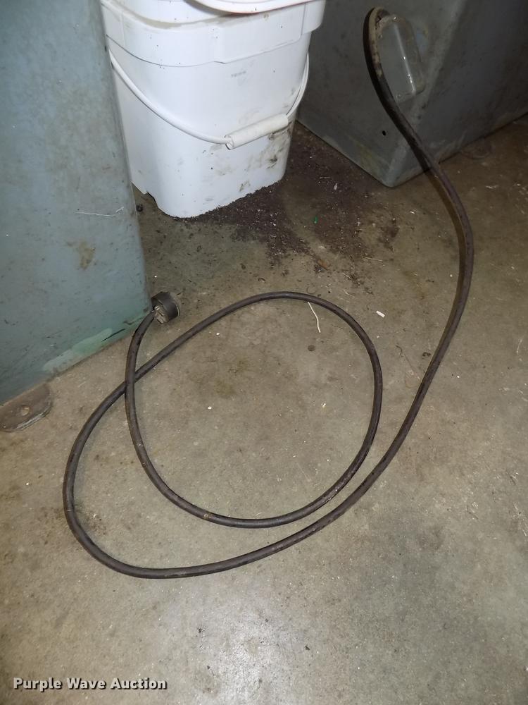 image for item DZ9581 Logan 1875 metal lathe