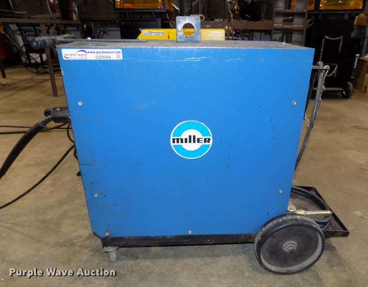 image for item DZ9584 Miller Millermatic 35 wire feed