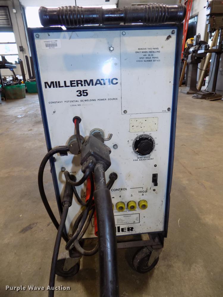 image for item DZ9584 Miller Millermatic 35 wire feed