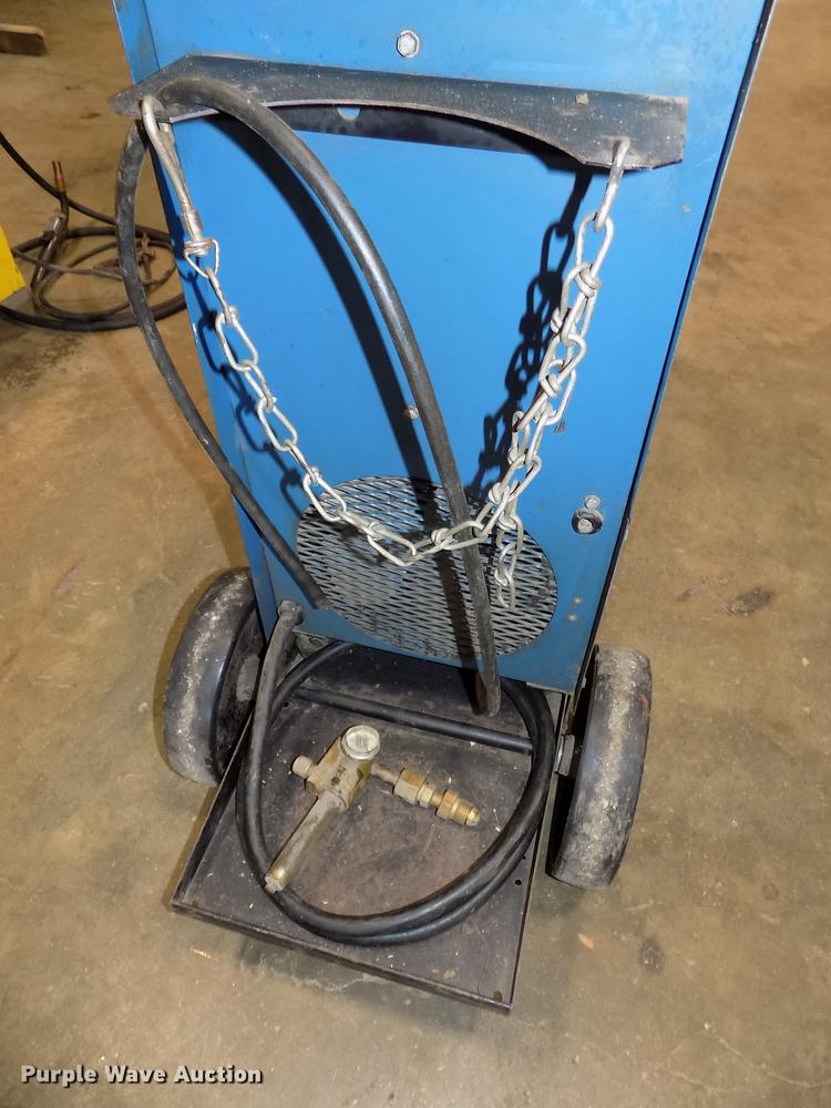 image for item DZ9584 Miller Millermatic 35 wire feed