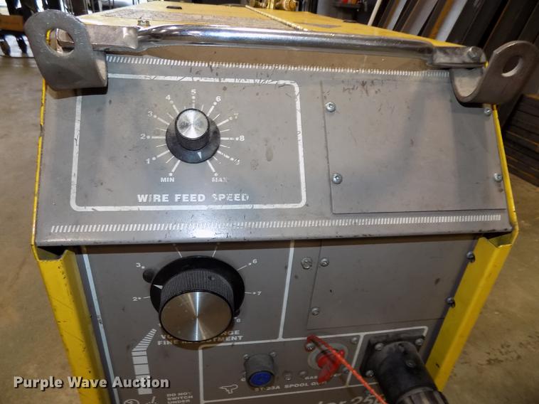 image for item DZ9585 Esab Migmaster 250 wire welder