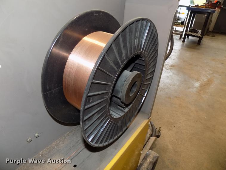 image for item DZ9585 Esab Migmaster 250 wire welder